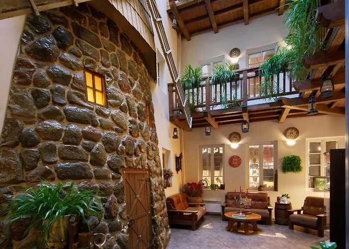 Angel Town Hall * Wilno