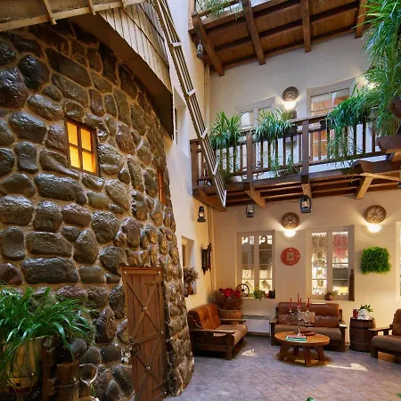 Angel Town Hall * Wilna