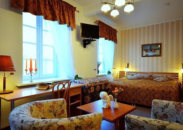 Apartment Angel Town Hall *