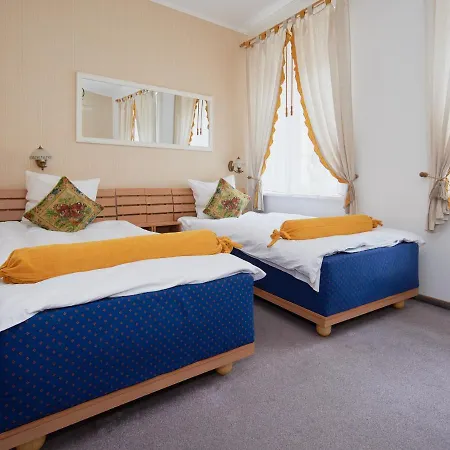 Angel Town Hall * Vilna